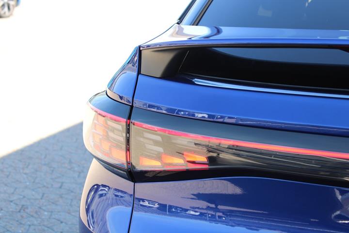 Blå VW ID.5 fra 2024