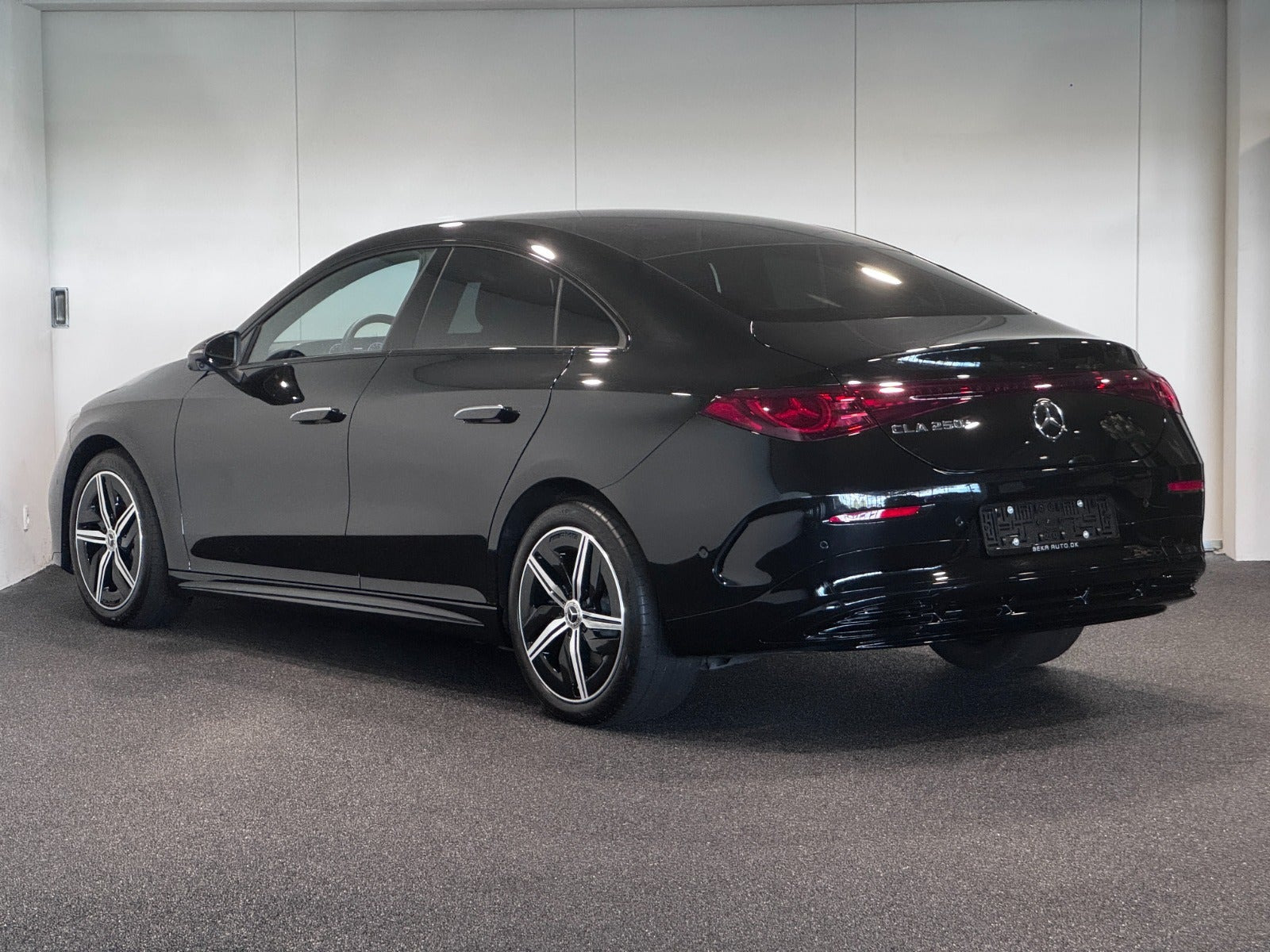 Sort Mercedes CLA250+ fra 2026