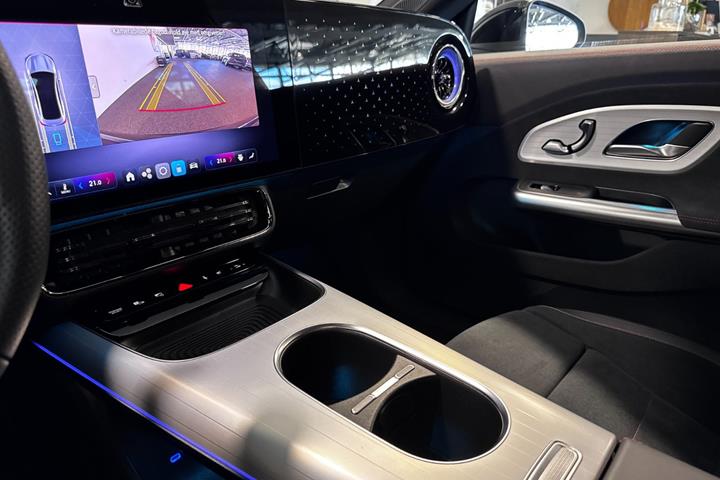Sort Mercedes CLA250+ fra 2026