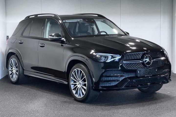 Sort Mercedes GLE350 de fra 2023