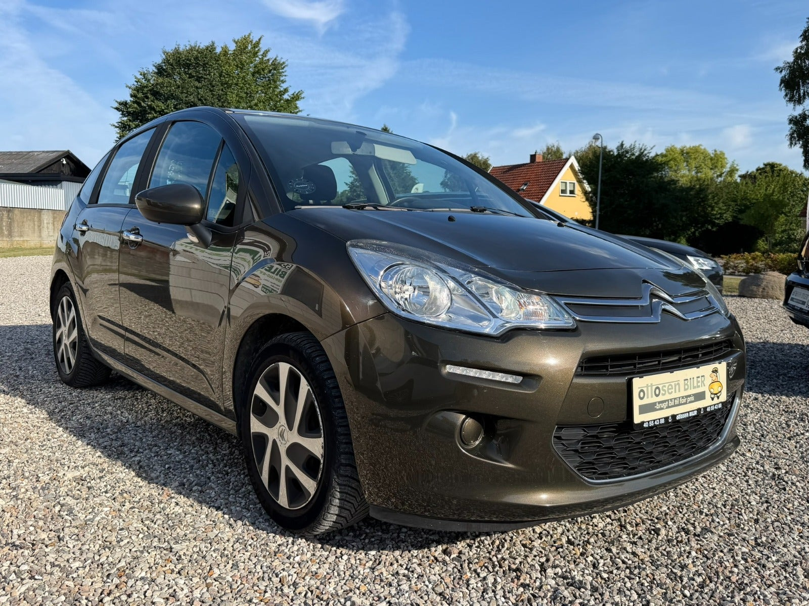 Brun Citroën C3 fra 2013