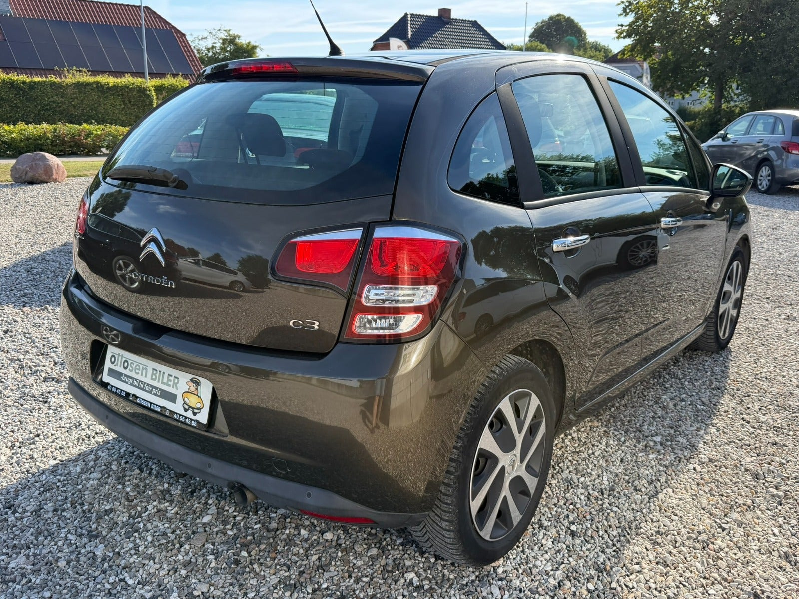 Brun Citroën C3 fra 2013