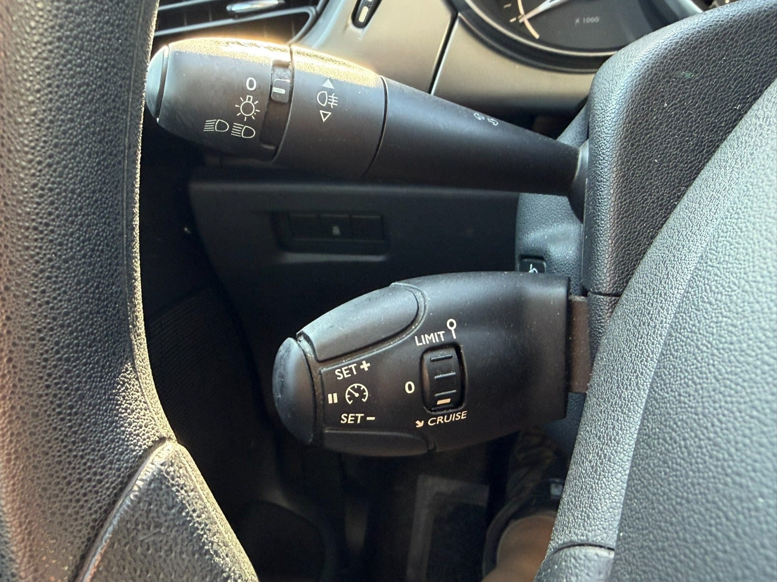 Brun Citroën C3 fra 2013