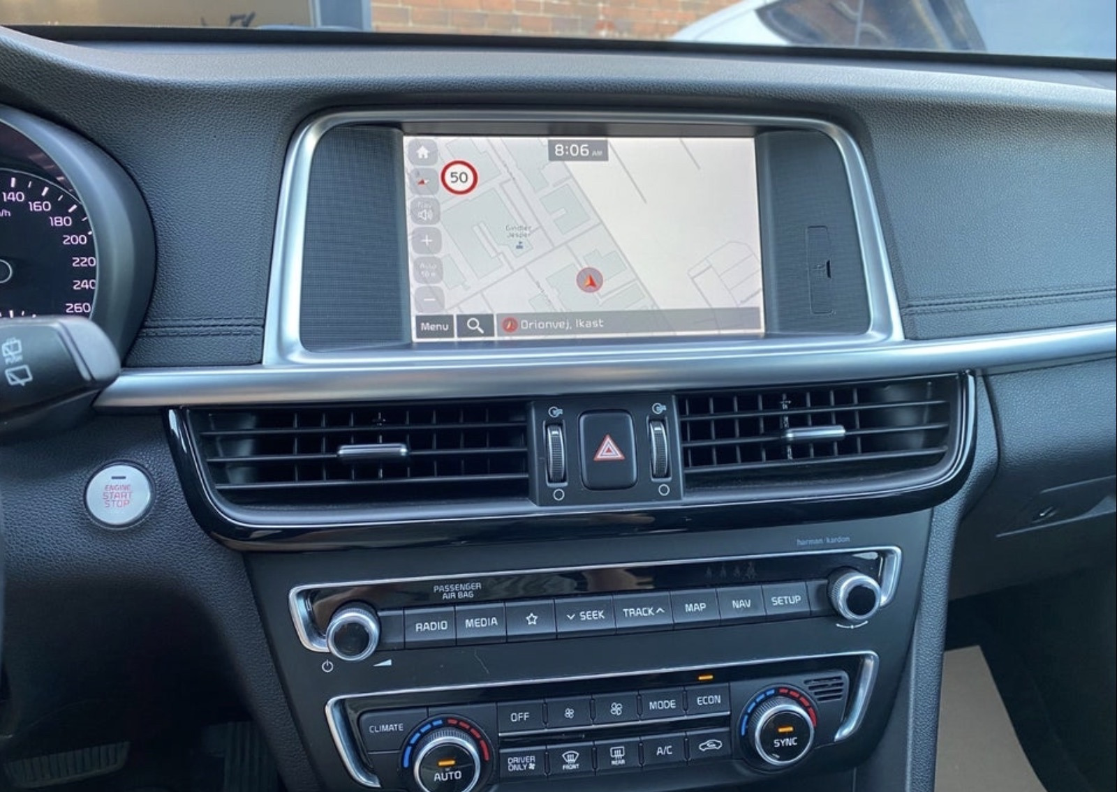 Grå Kia Optima fra 2018