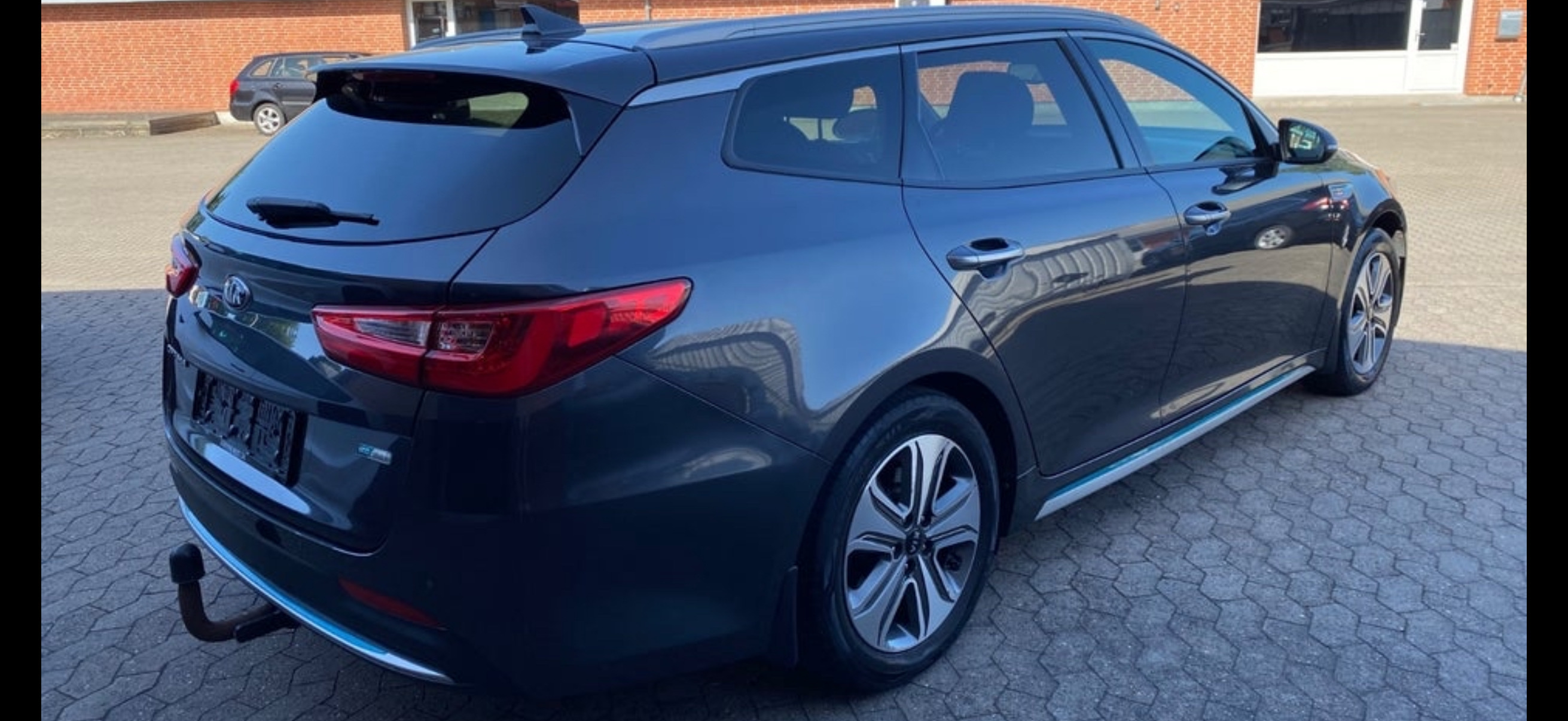 Grå Kia Optima fra 2018