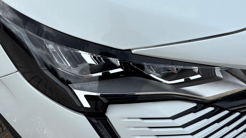 undefined Peugeot 3008 fra 2022