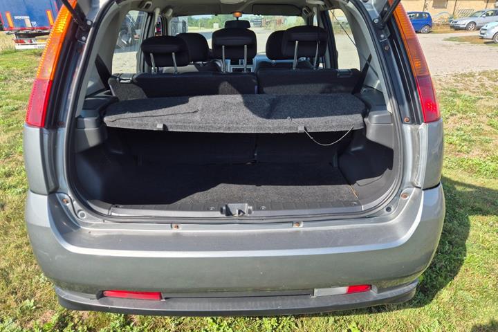 Grå Suzuki Ignis fra 2008