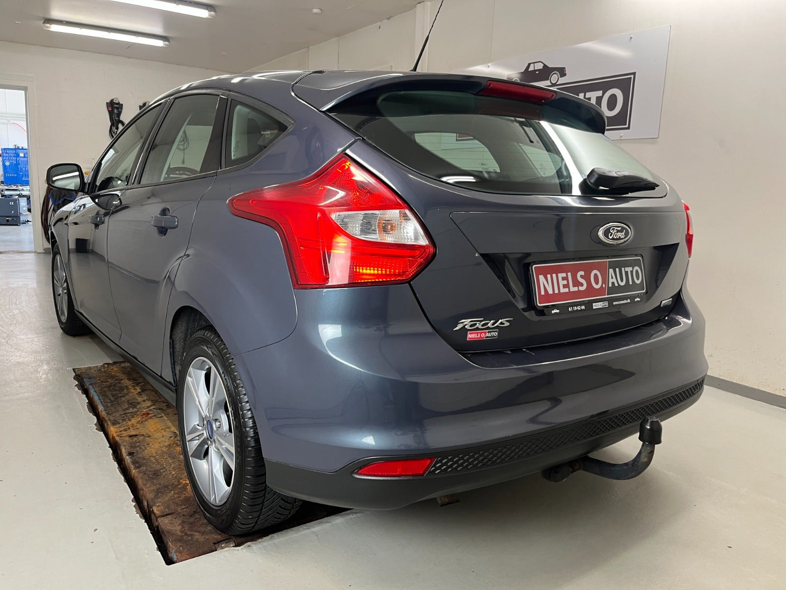 Blå Ford Focus fra 2014