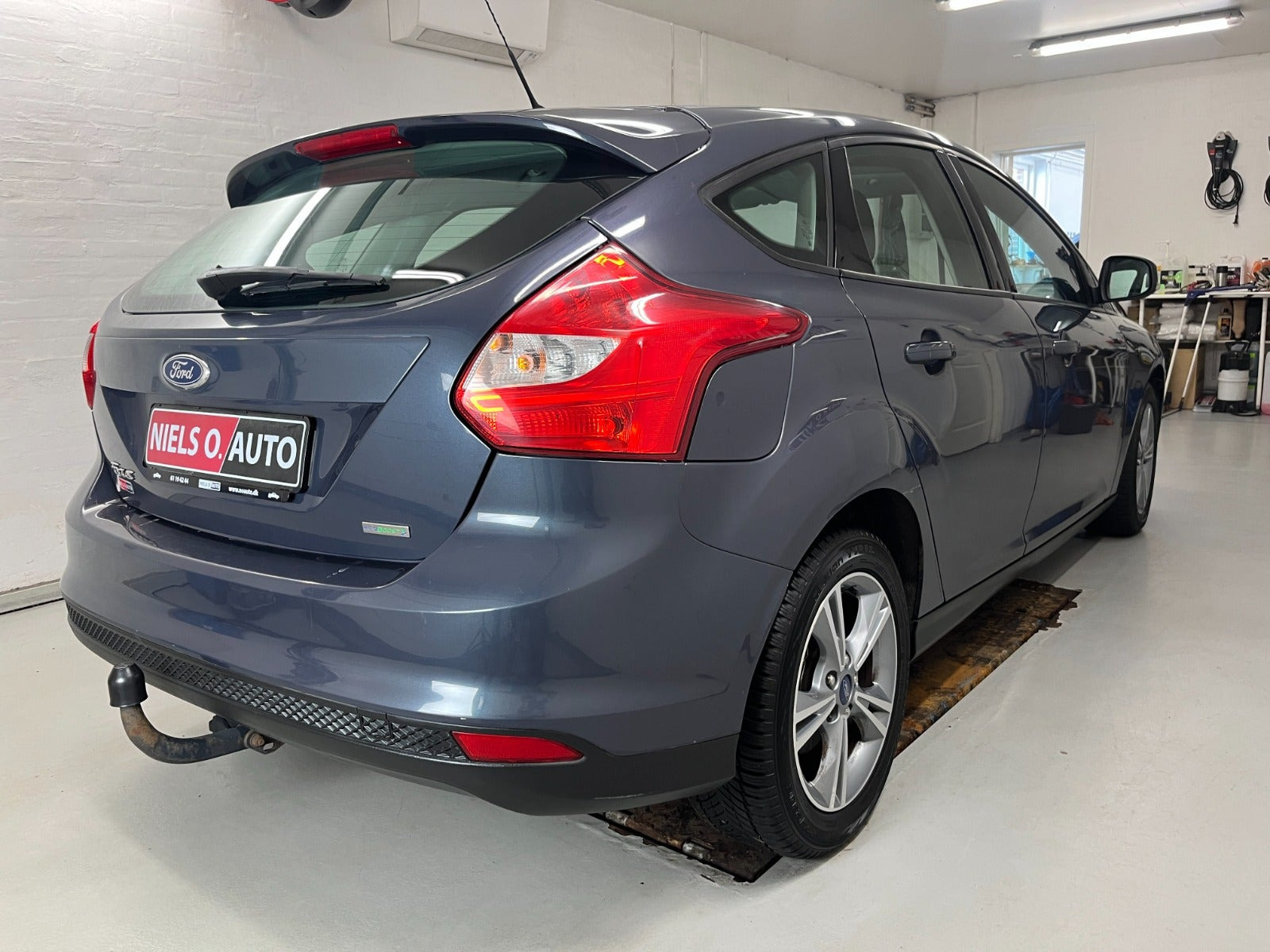 Blå Ford Focus fra 2014