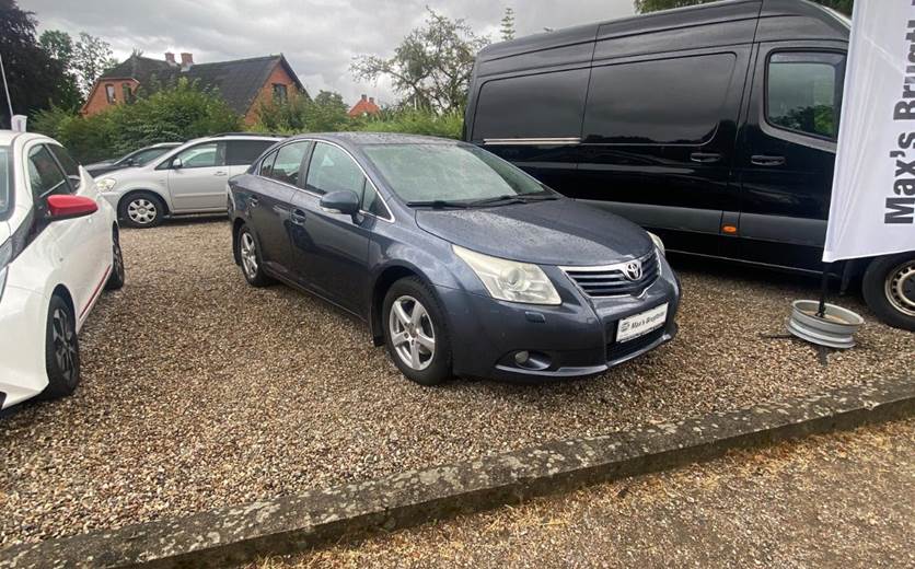 Toyota Avensis 1,8 VVT-i T2 E-CVT