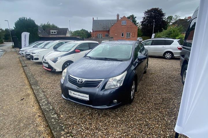 undefined Toyota Avensis fra 2009