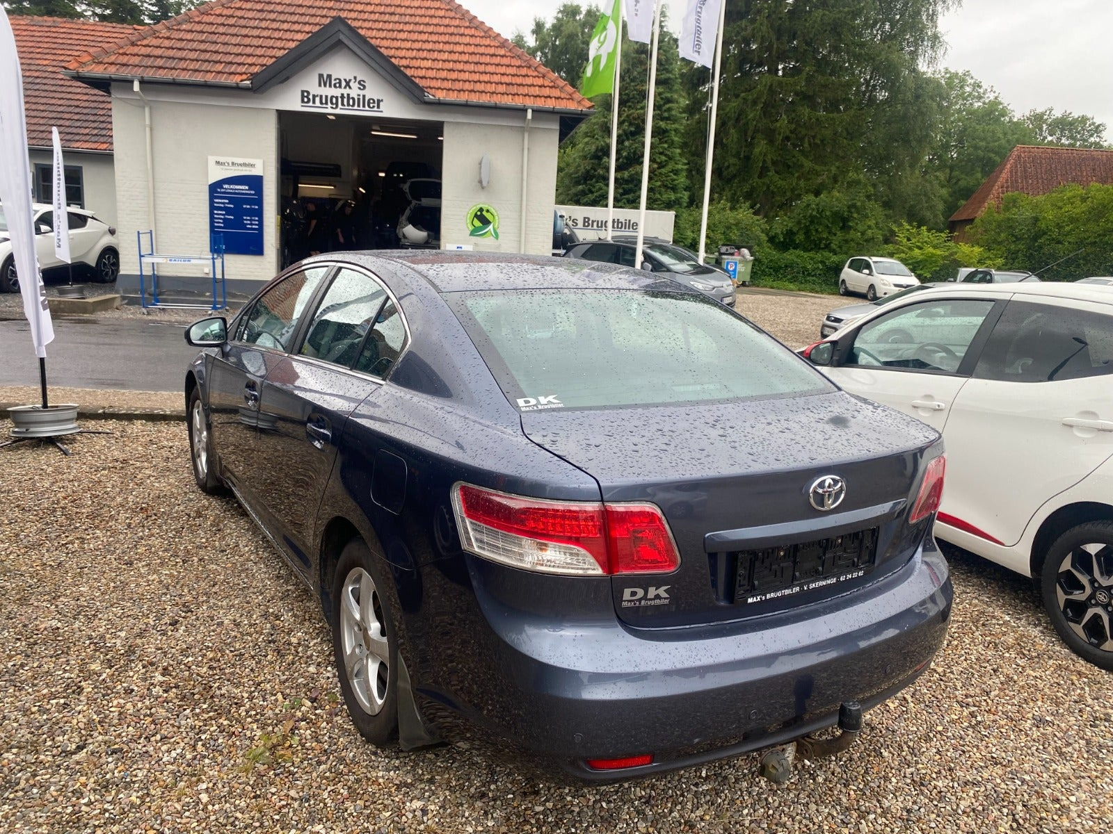 undefined Toyota Avensis fra 2009