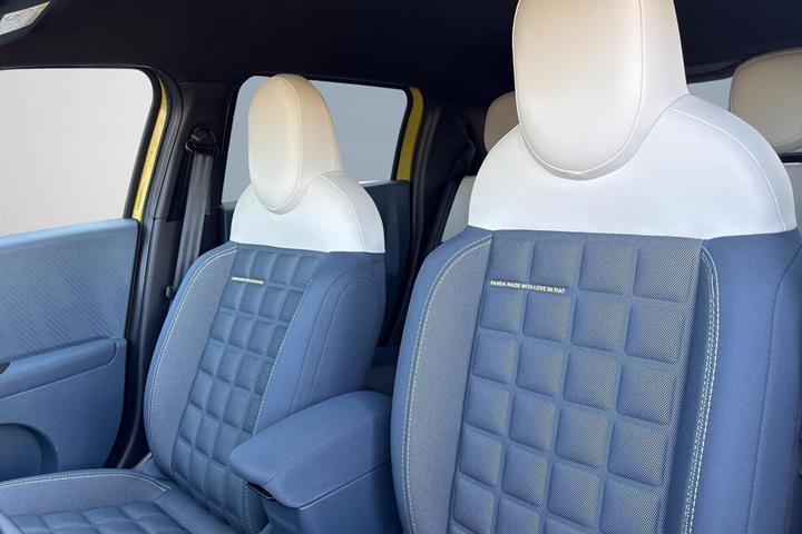 Gul Fiat Grande Panda fra 2025