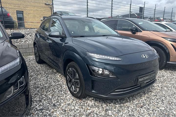 Turquoise Hyundai Kona fra 2022