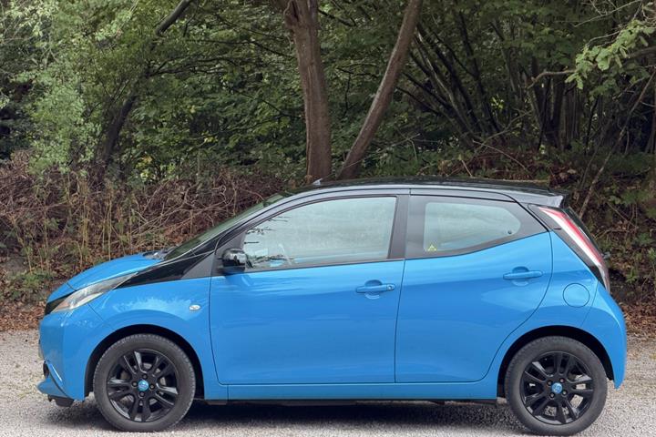 undefined Toyota Aygo fra 2015