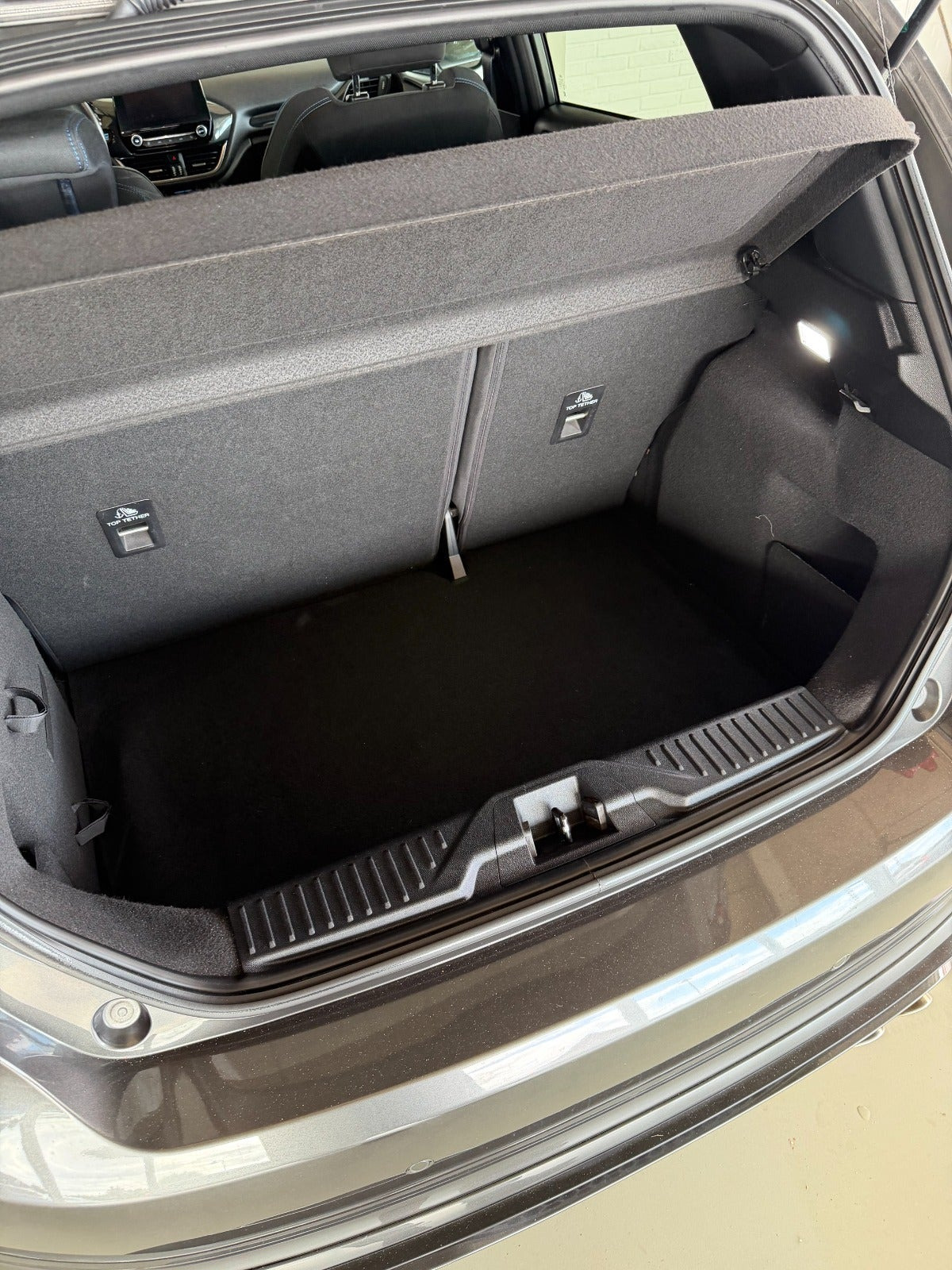 Grå Ford Fiesta fra 2018