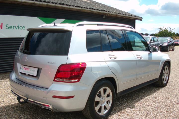 Sølv Mercedes GLK220 fra 2014
