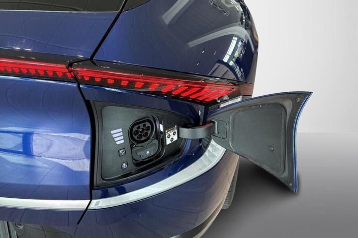 Blå Kia EV6 fra 2024