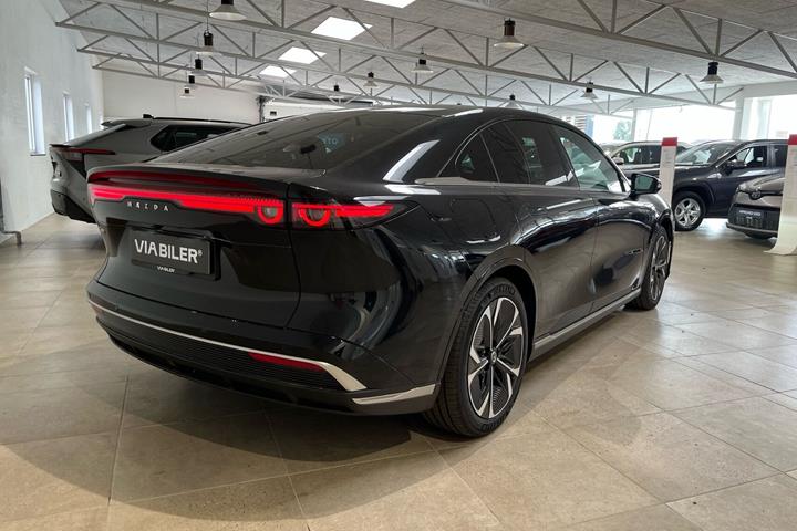 Sort Mazda 6e fra 2026
