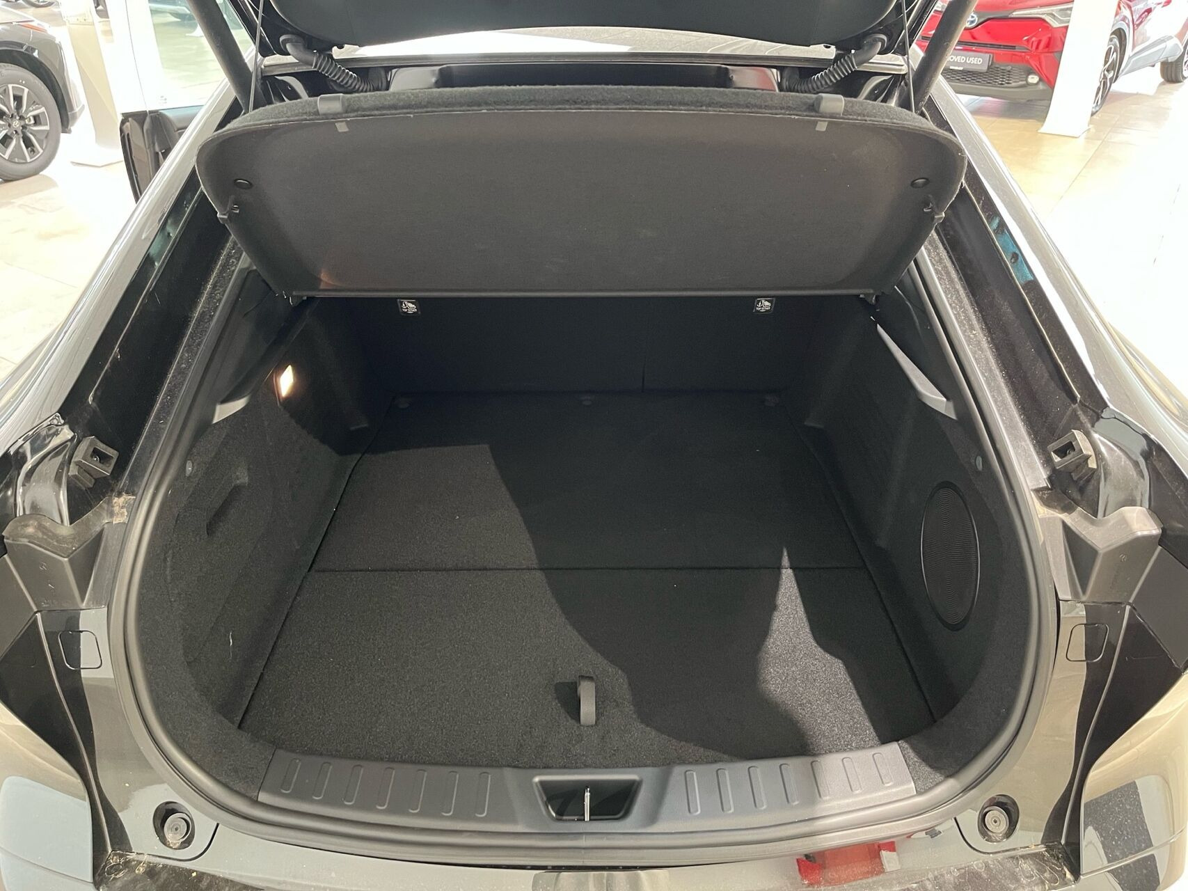 Sort Mazda 6e fra 2026