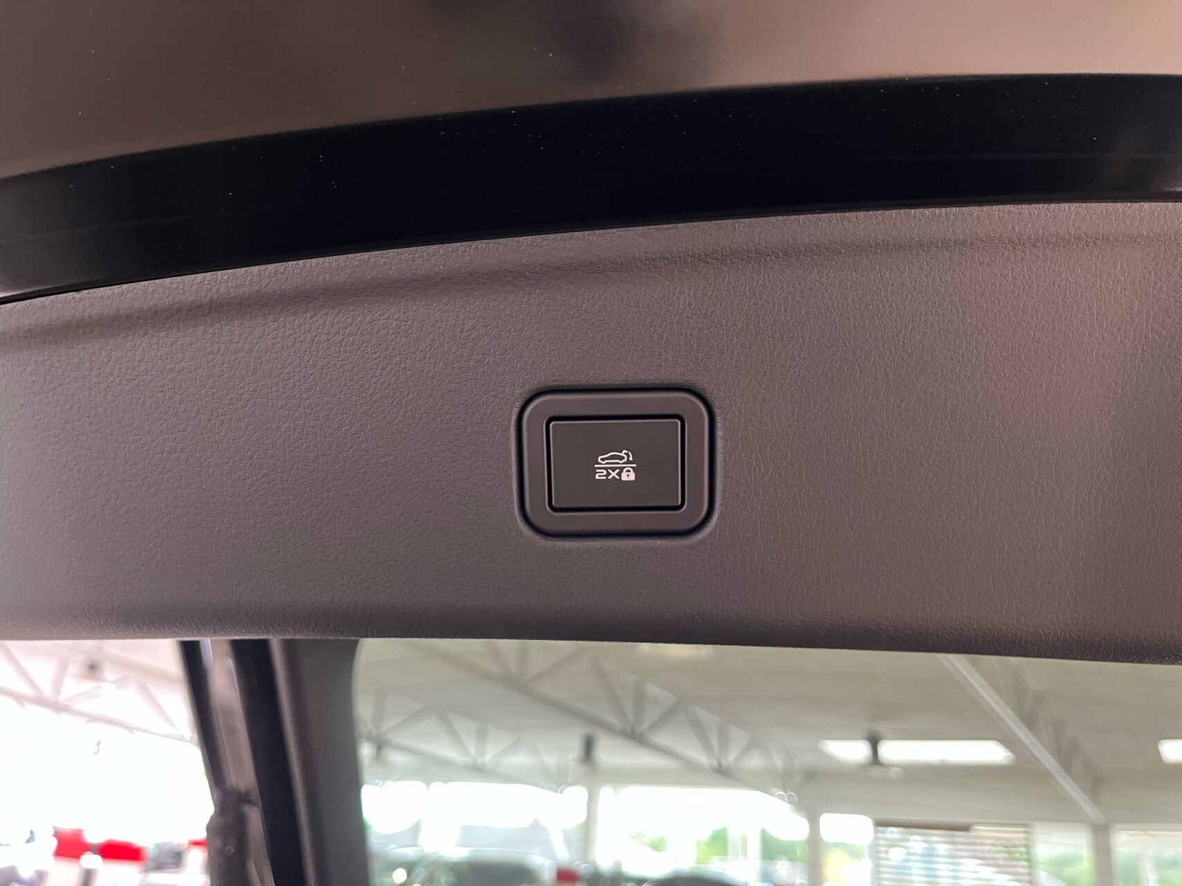 Sort Mazda 6e fra 2026