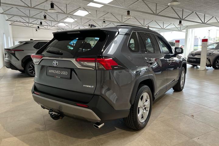 Sort Toyota RAV4 fra 2020