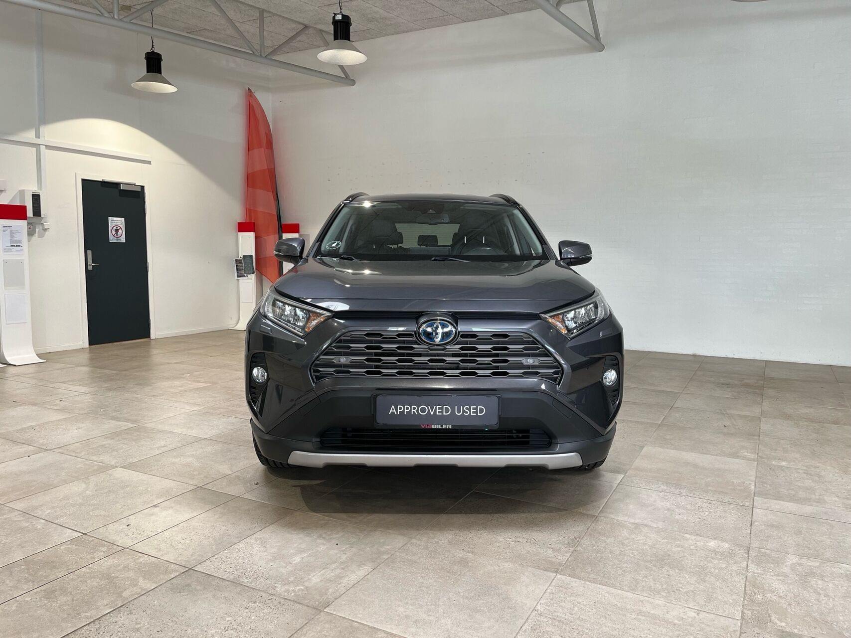 Sort Toyota RAV4 fra 2020