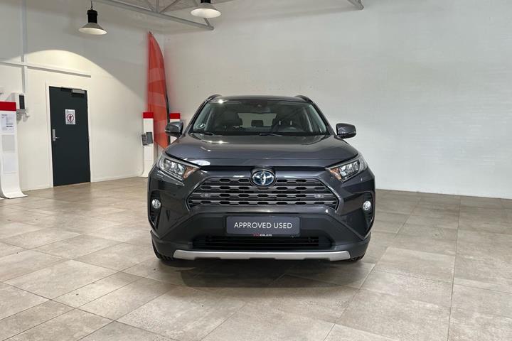 Sort Toyota RAV4 fra 2020