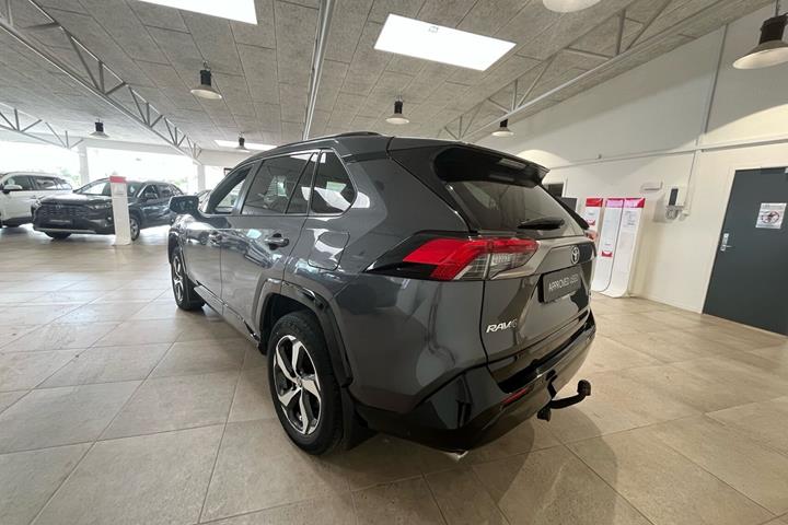 Grå Toyota RAV4 Plug-in fra 2022