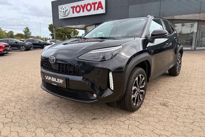 Sort Toyota Yaris Cross fra 2025