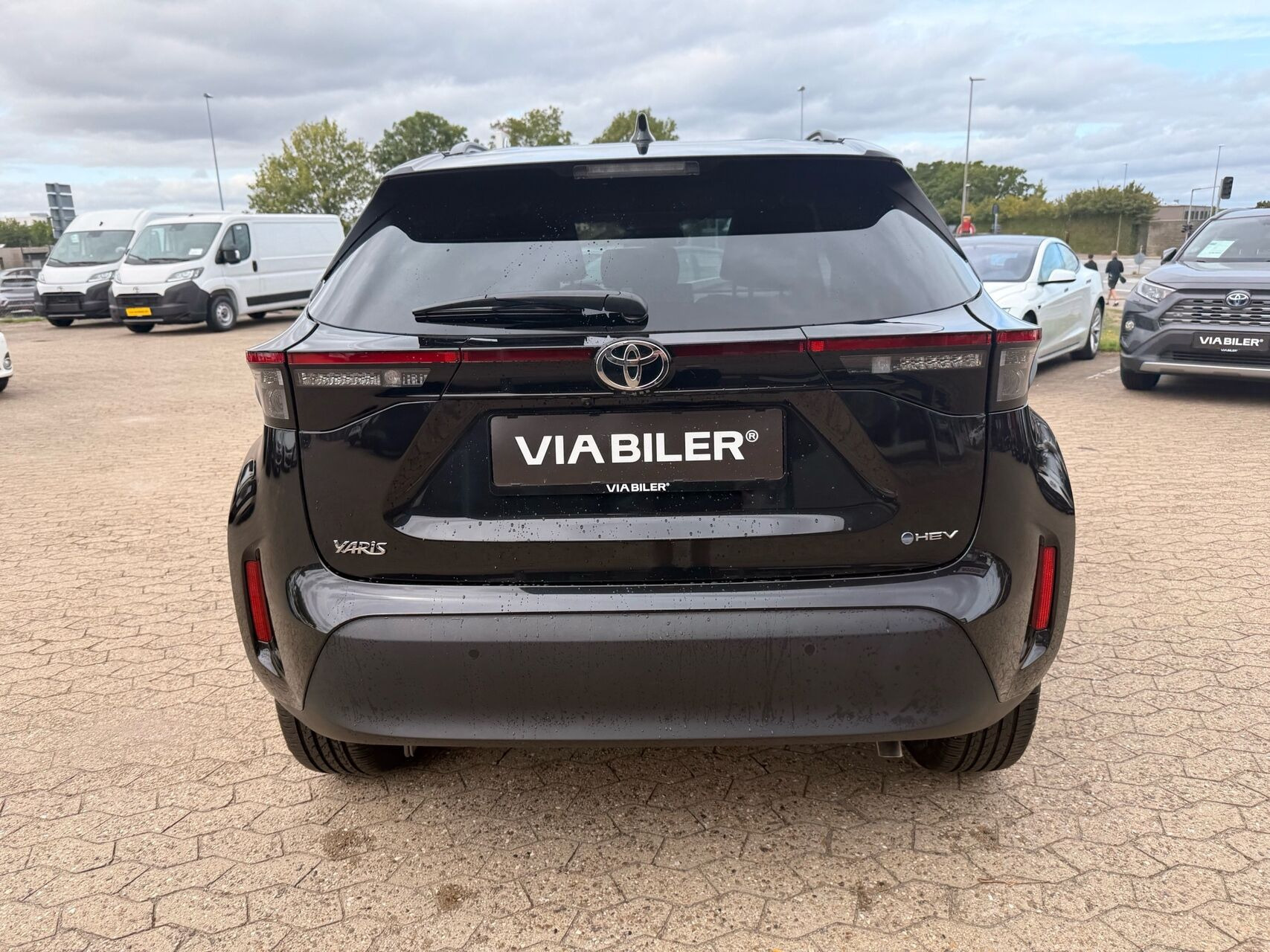 Sort Toyota Yaris Cross fra 2025