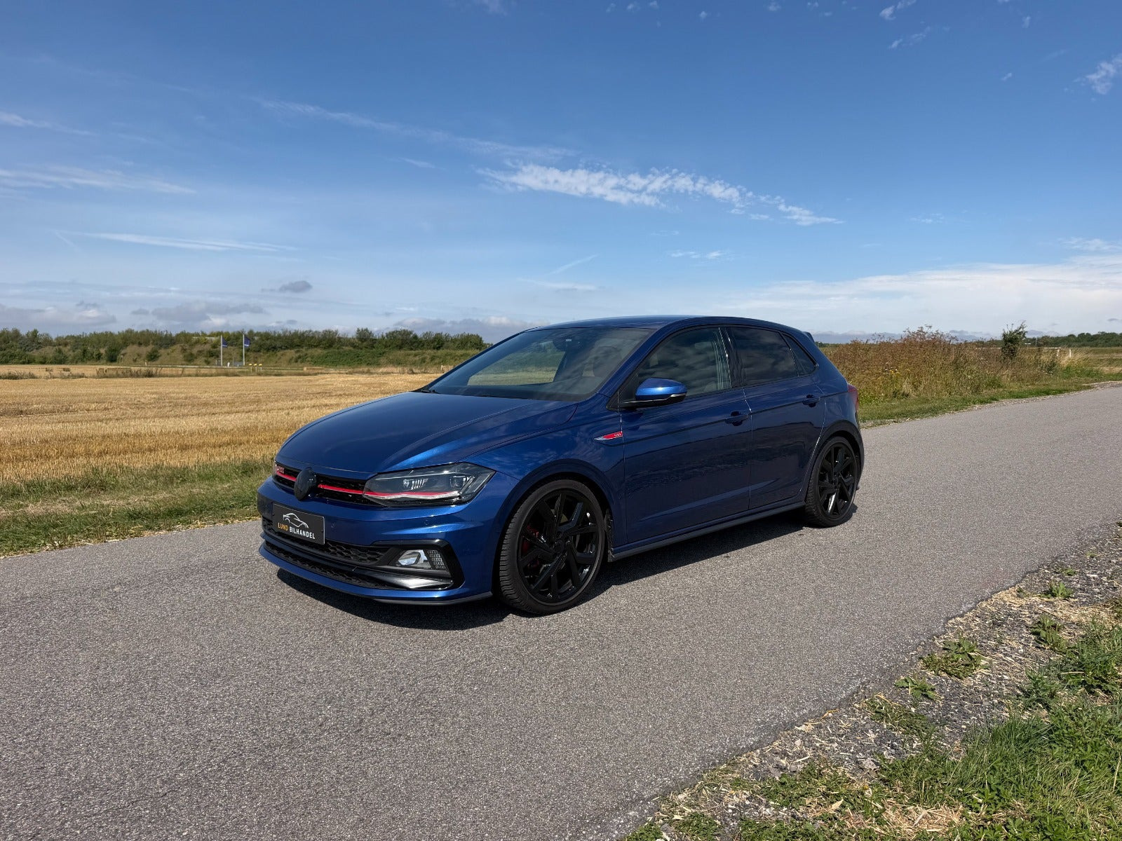 Blå VW Polo fra 2019