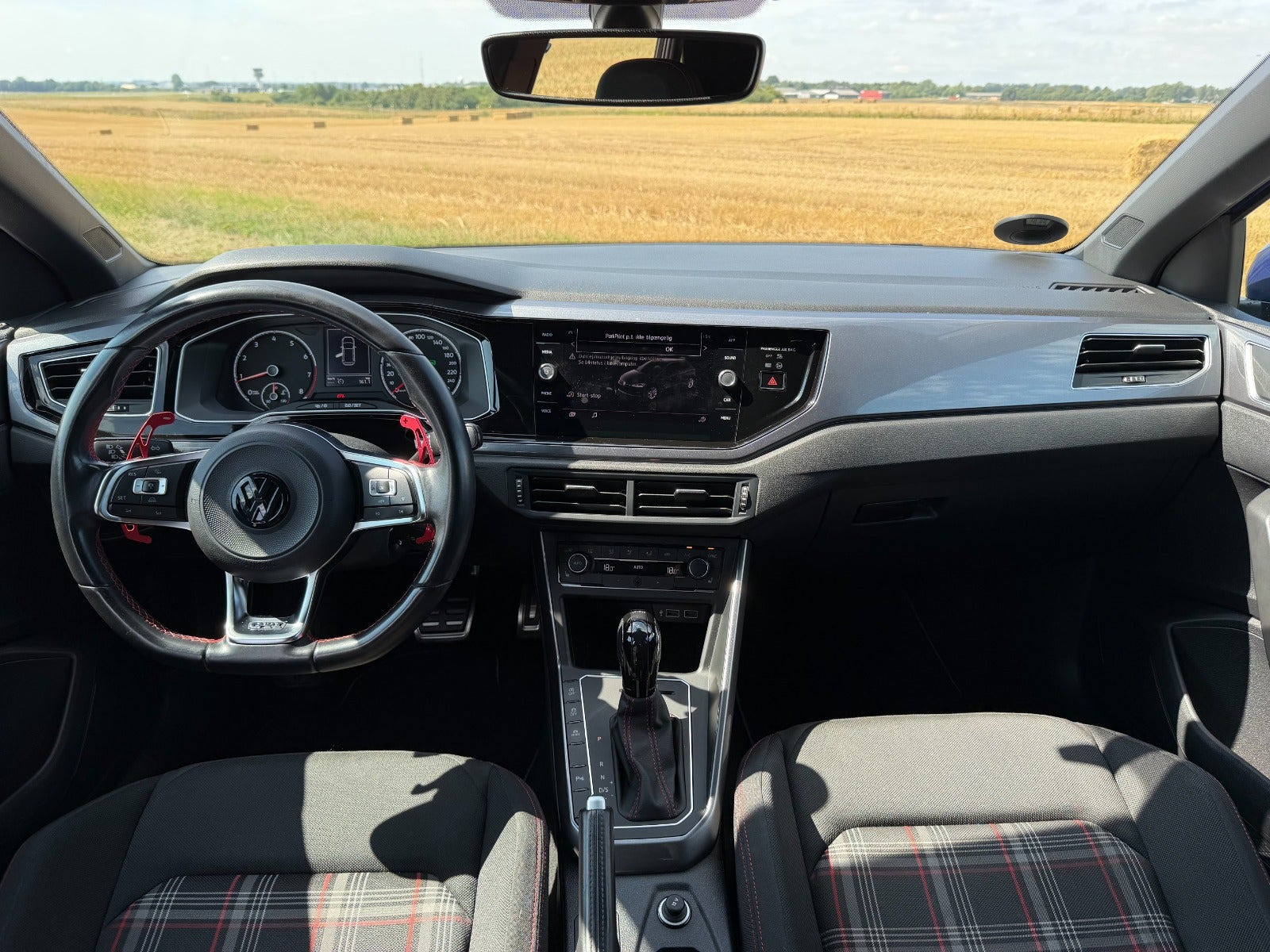 Blå VW Polo fra 2019
