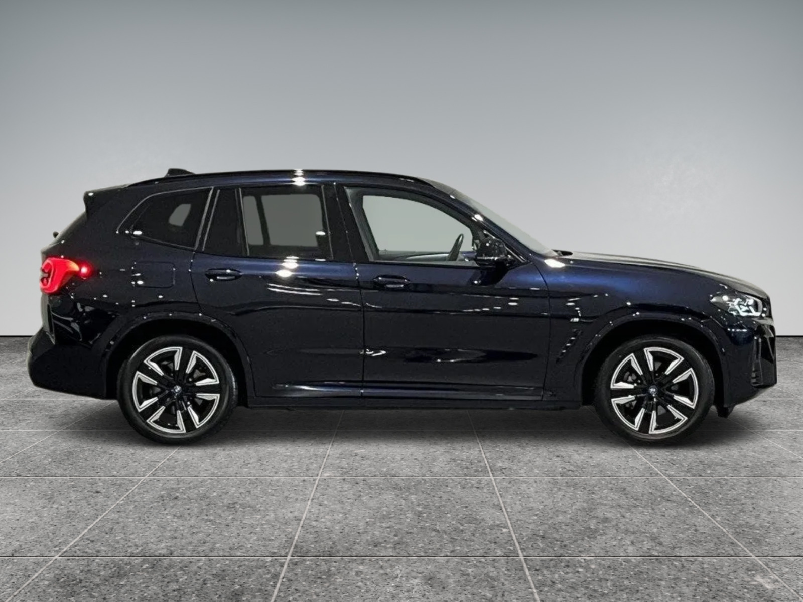 Sort BMW iX3 fra 2024