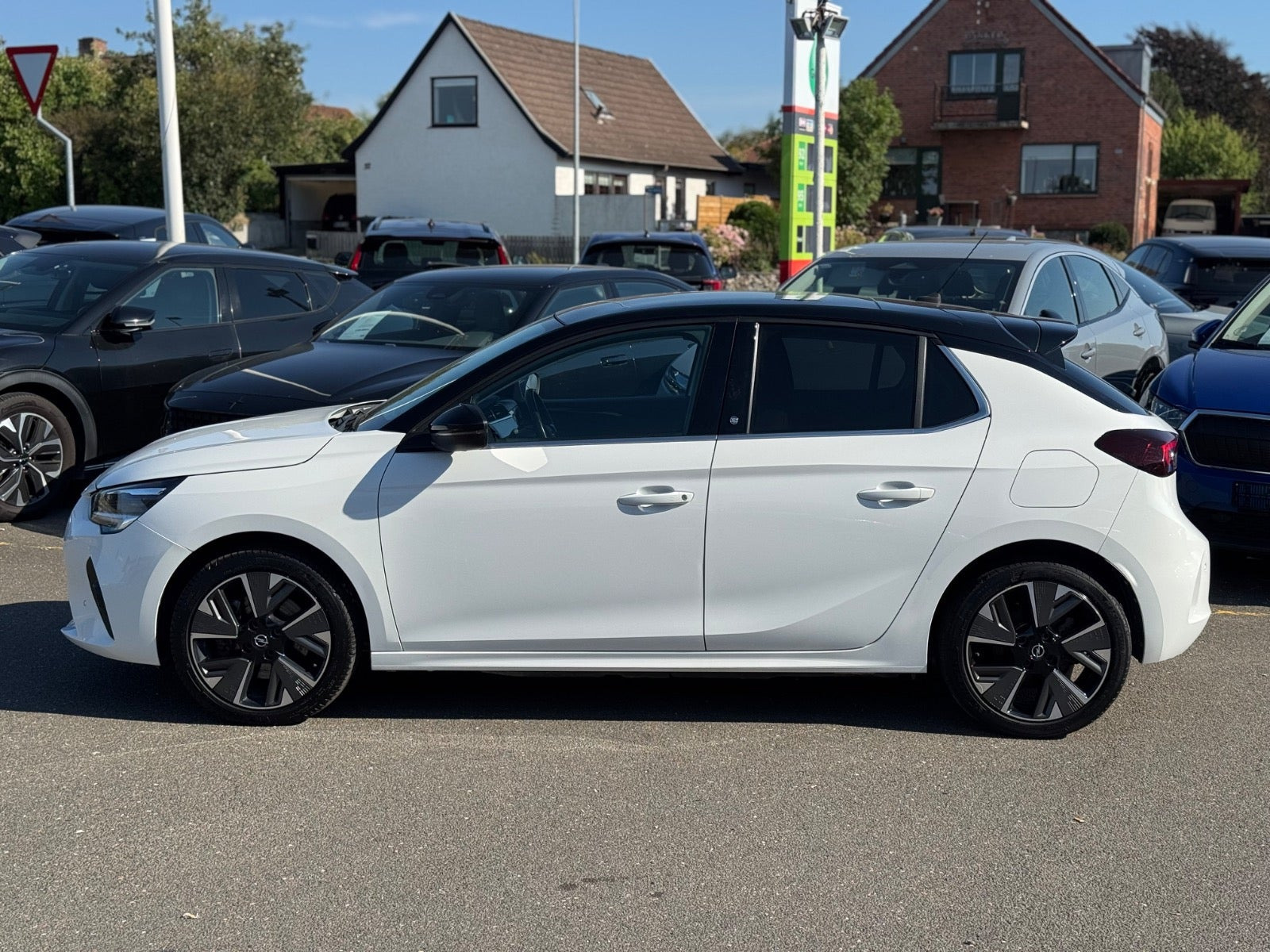 Hvid Opel Corsa-e fra 2021
