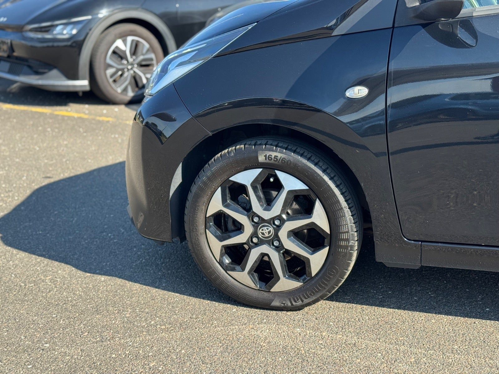 Sort Toyota Aygo fra 2018