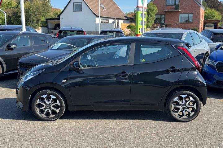 Sort Toyota Aygo fra 2018