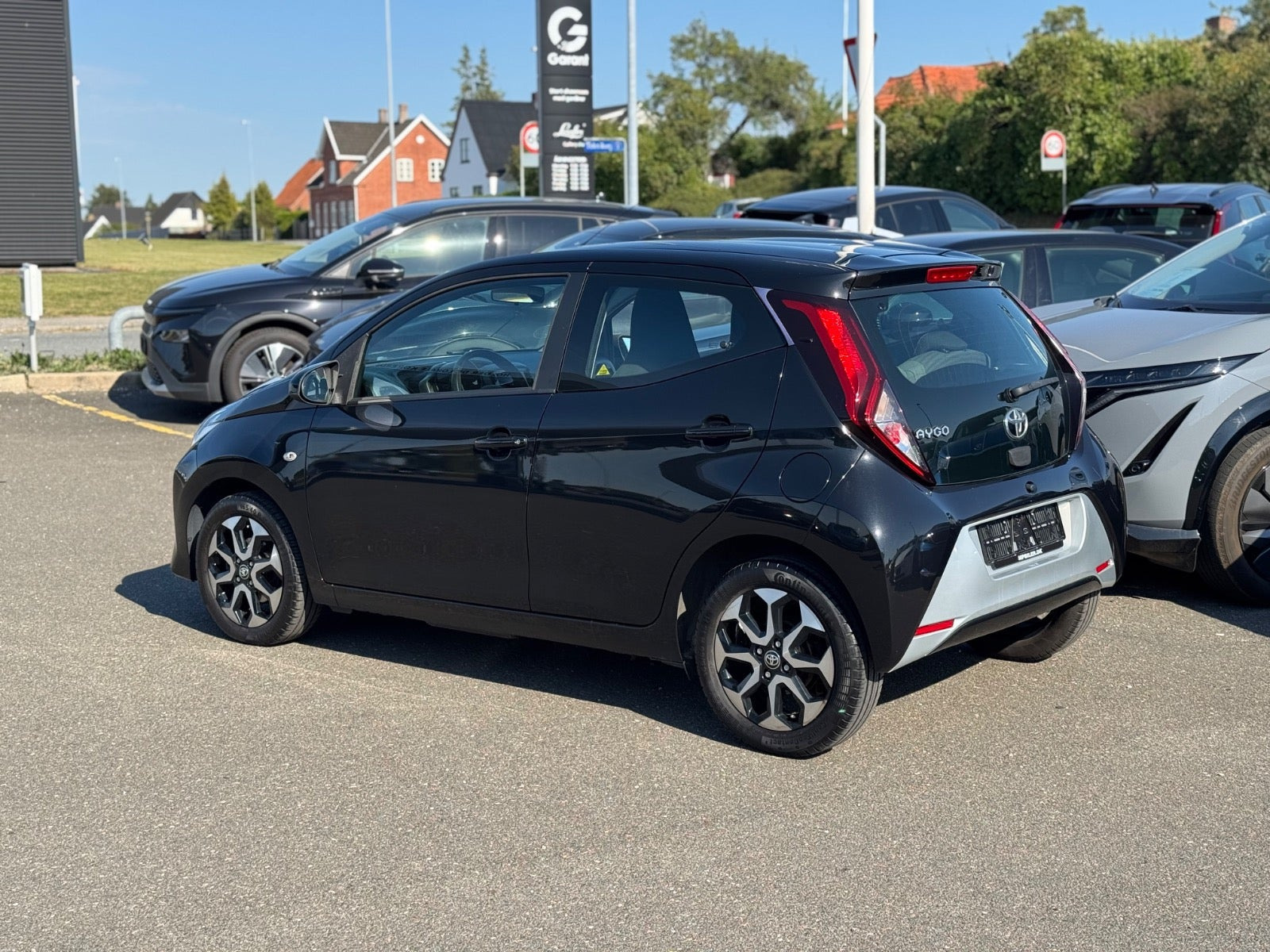 Sort Toyota Aygo fra 2018