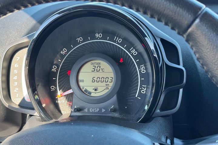 Sort Toyota Aygo fra 2018