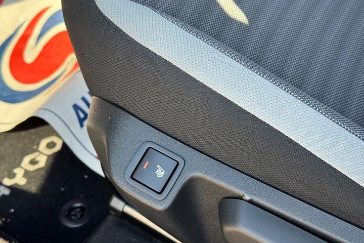 Sort Toyota Aygo fra 2018