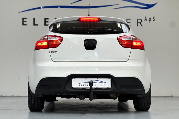 undefined Kia Rio fra 2013