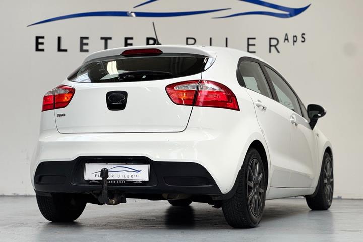 undefined Kia Rio fra 2013