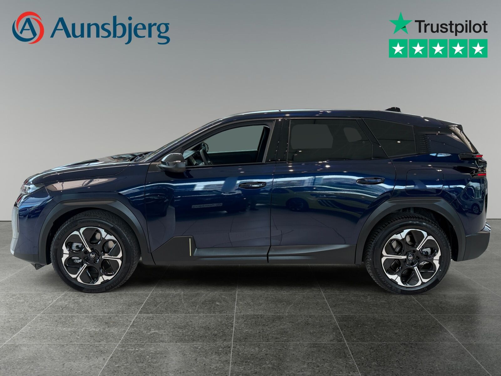 Blå Citroën ë-C5 Aircross fra 2026