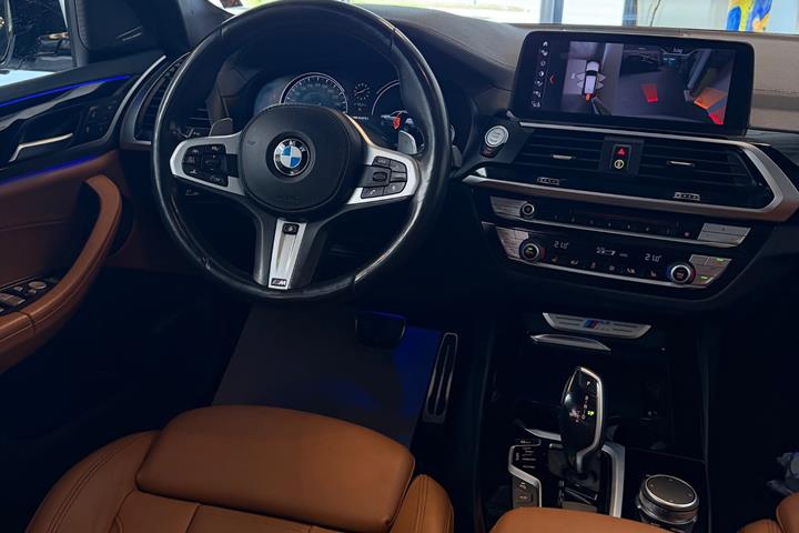 Hvid BMW X3 fra 2019