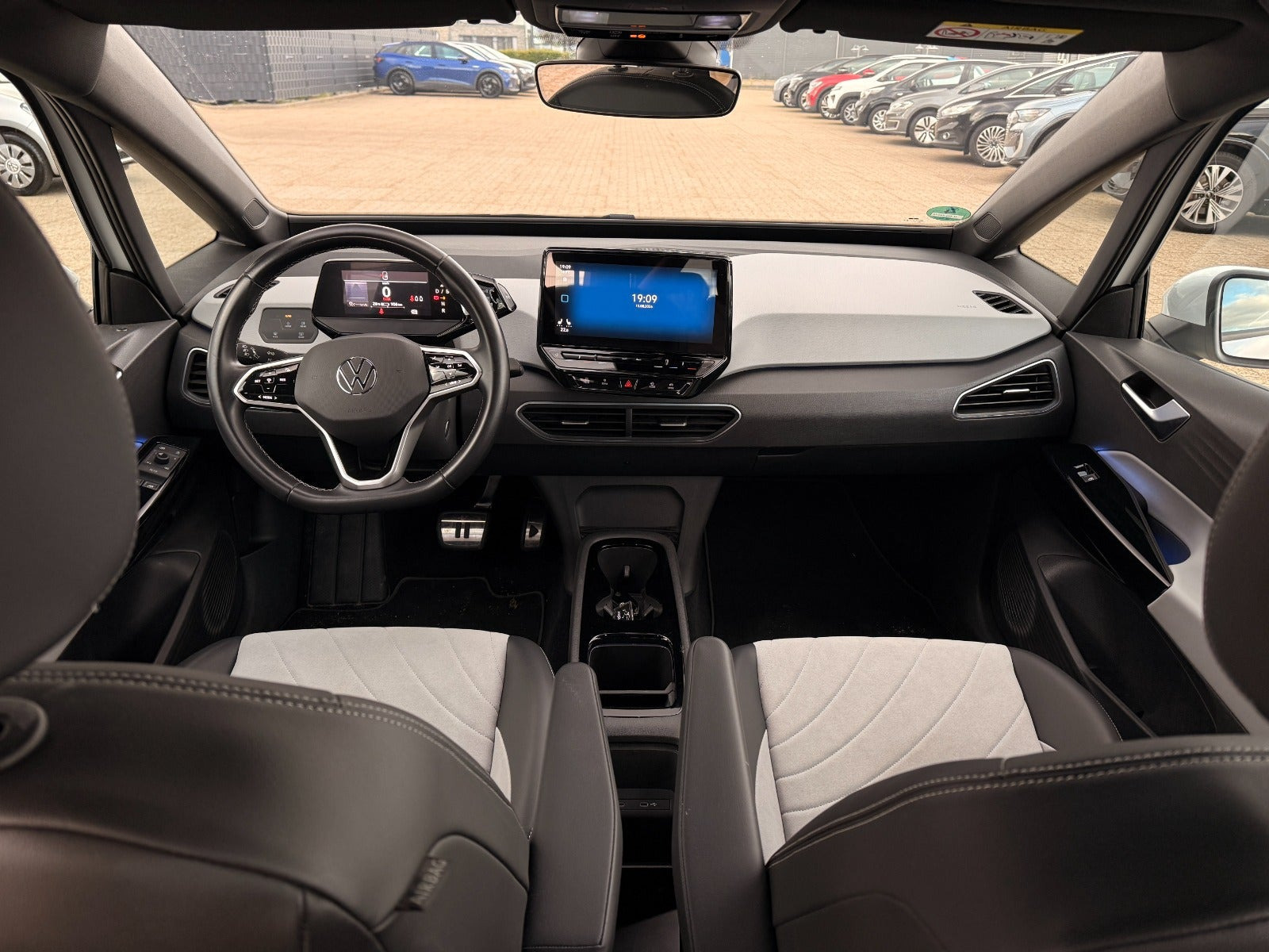 Hvid VW ID.3 fra 2023
