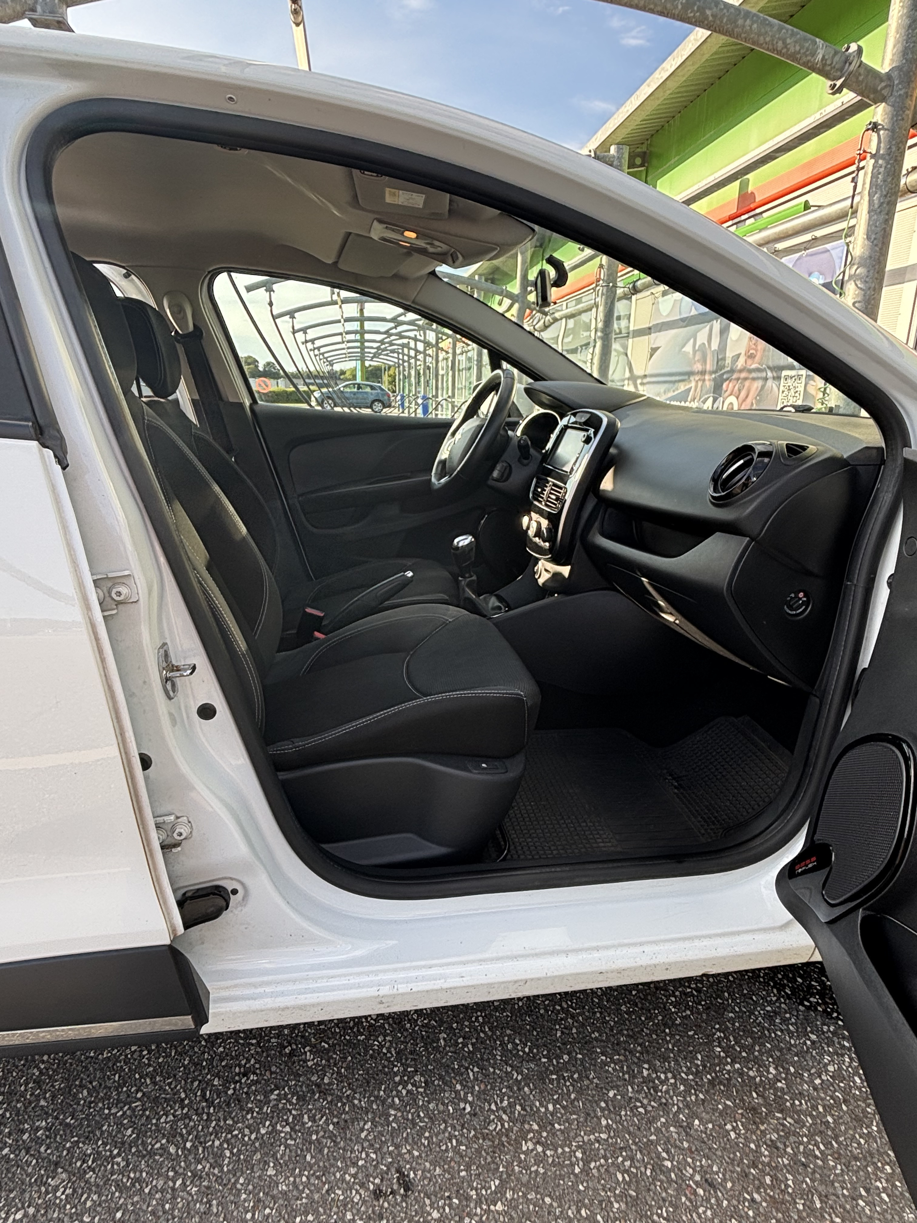 Hvid Renault Ny Clio fra 2017