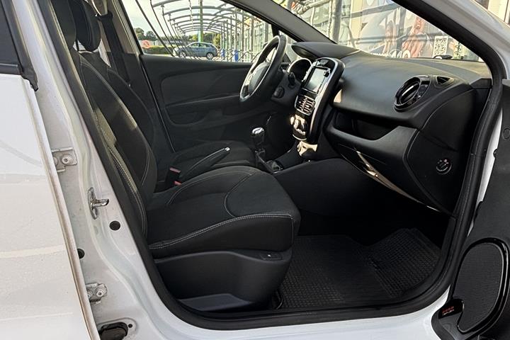 Hvid Renault Ny Clio fra 2017