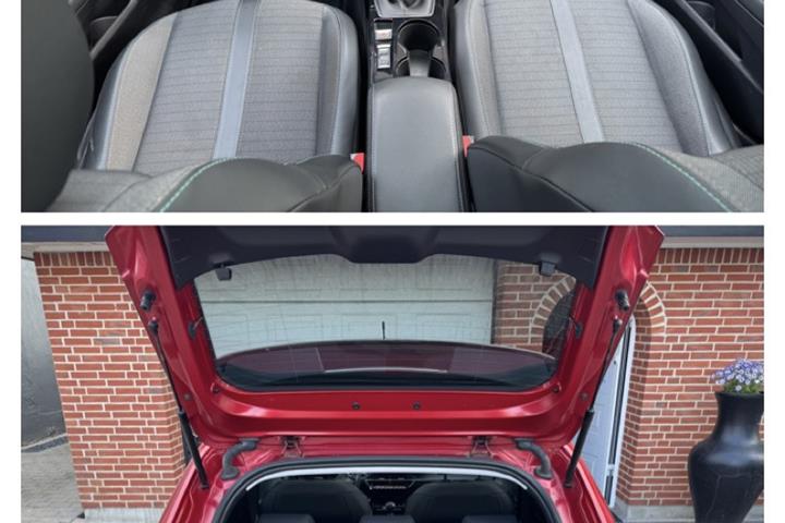 Rød Peugeot 208 fra 2020