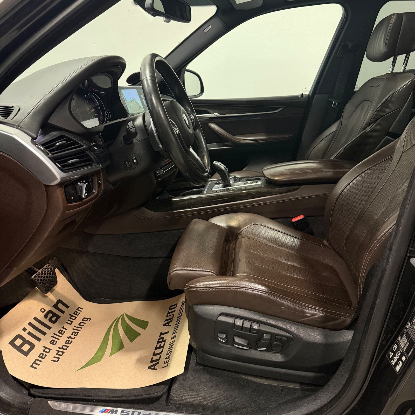 Sort BMW X5 fra 2016