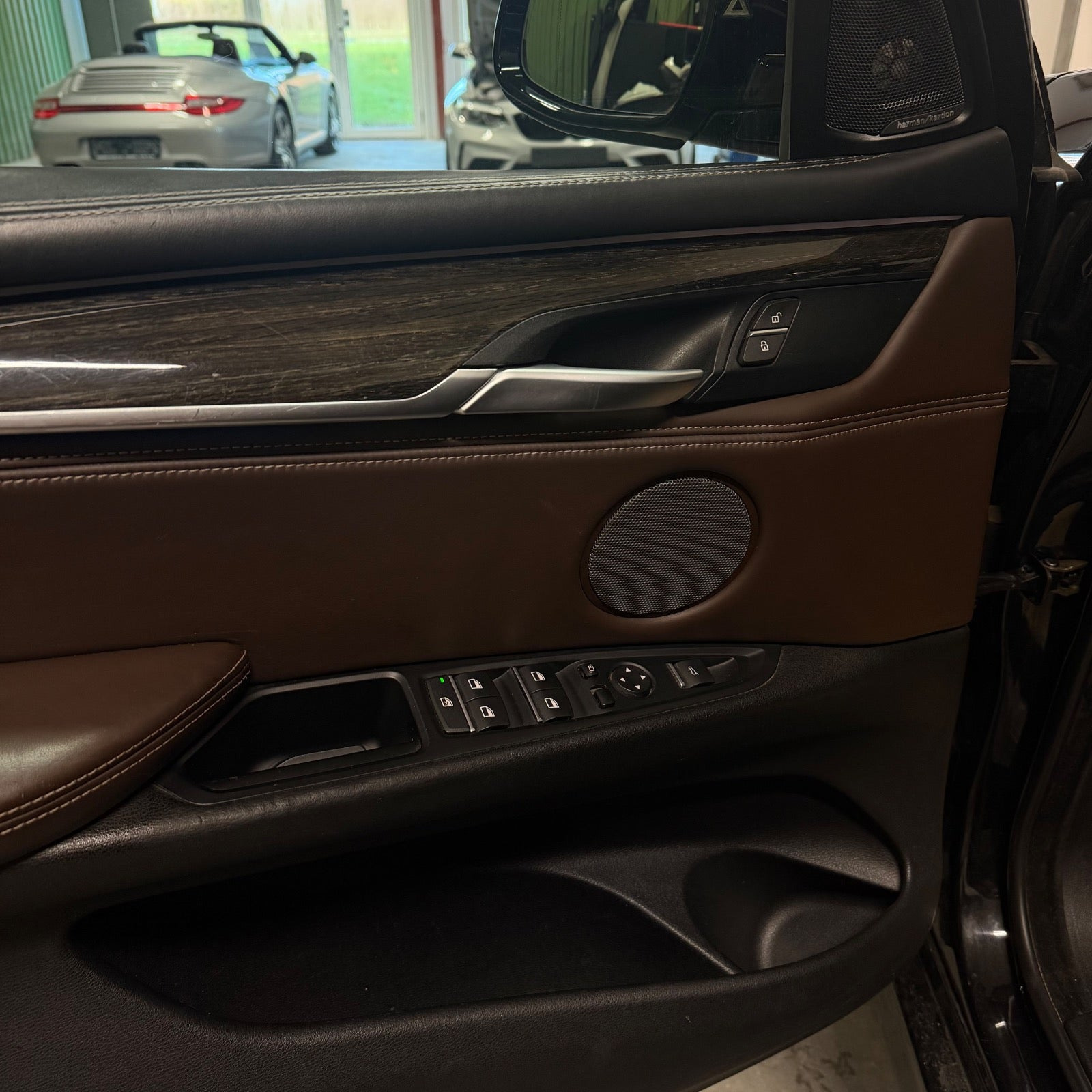 Sort BMW X5 fra 2016